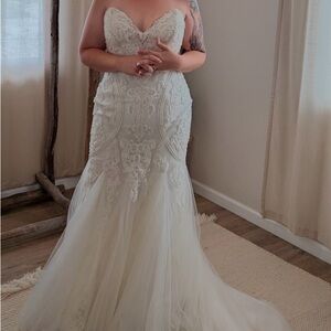 Size 12 Ivory Wedding Gown